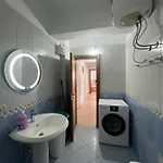 アパート Reys Orikum 2-bedroom For Five *