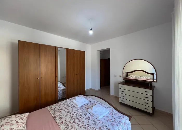 Reys Orikum 2-bedroom For Five Apartment *