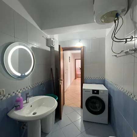 شقة Reys Orikum 2-bedroom For Five *